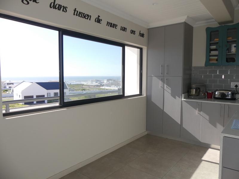 5 Bedroom Property for Sale in Da Gama Bay Western Cape